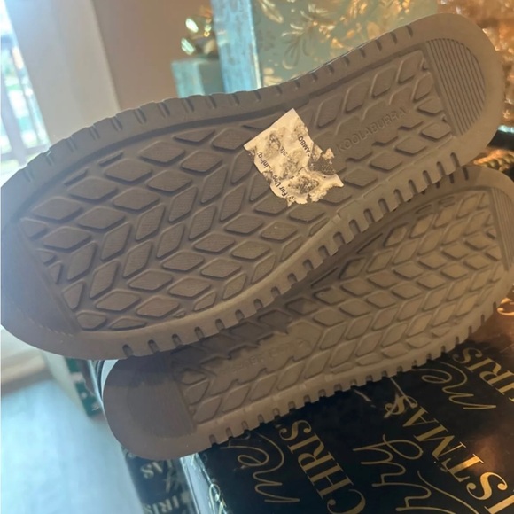 UGG Koolaburra Lytta Short Size 7 Women's Suede Boots Stone Grey 112281 - Picture 5 of 7